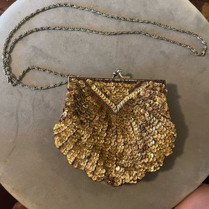 Vintage MiLor hand made gold sequin handbag.